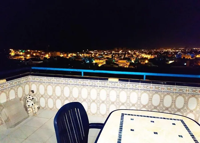 с морской панорамой 公寓